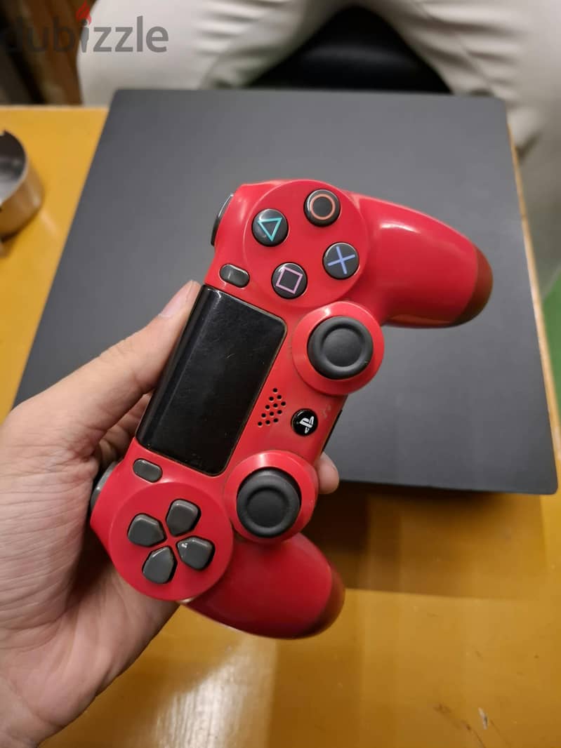 PlayStation 4 pro 1t 5