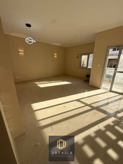 First-floor apartment, second floor, ultra super-lux finishing, in El Khamayel Compound, Sheikh Zayed, at an incredible price