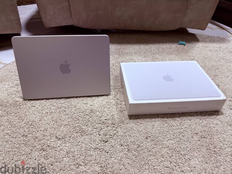 Macbook Neo - 512GB - Silver 2