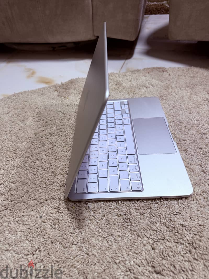 Macbook Neo - 512GB - Silver 5