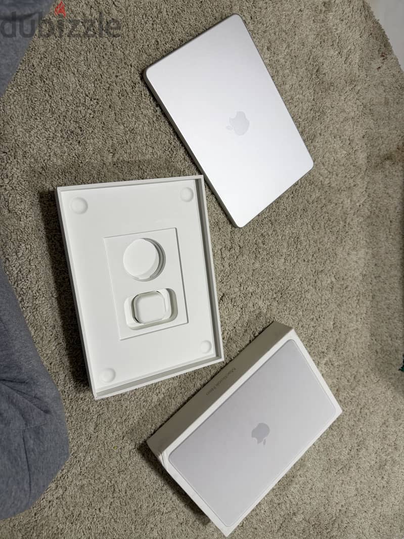 Macbook Neo - 512GB - Silver 7
