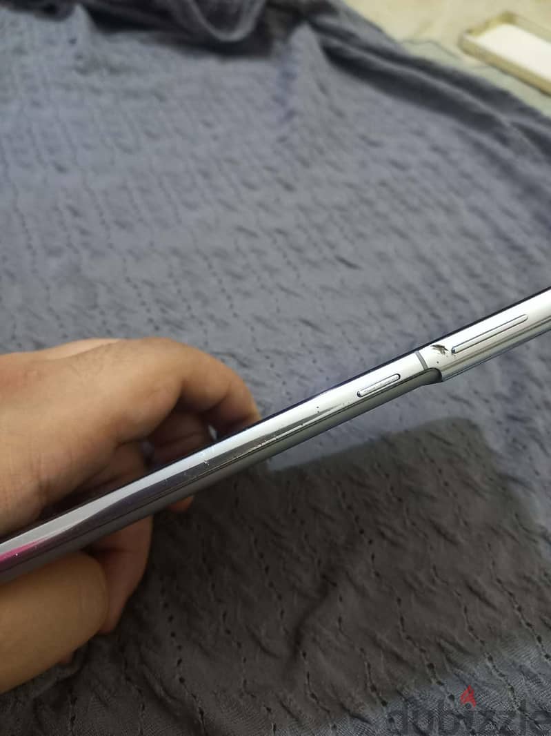 Samsung S21 Plus 1