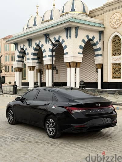 هيونداي إلينترا 2021