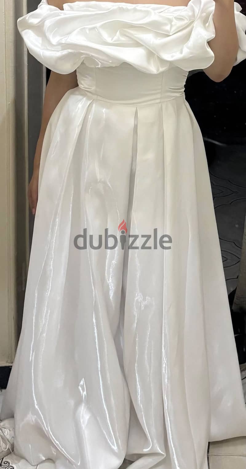 White dress 1
