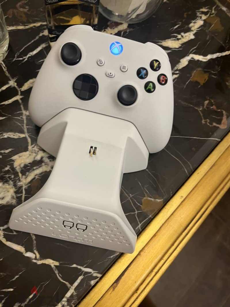 SeriesS 512gb 1Controller rechargeable battery&chargingstation No Box 1