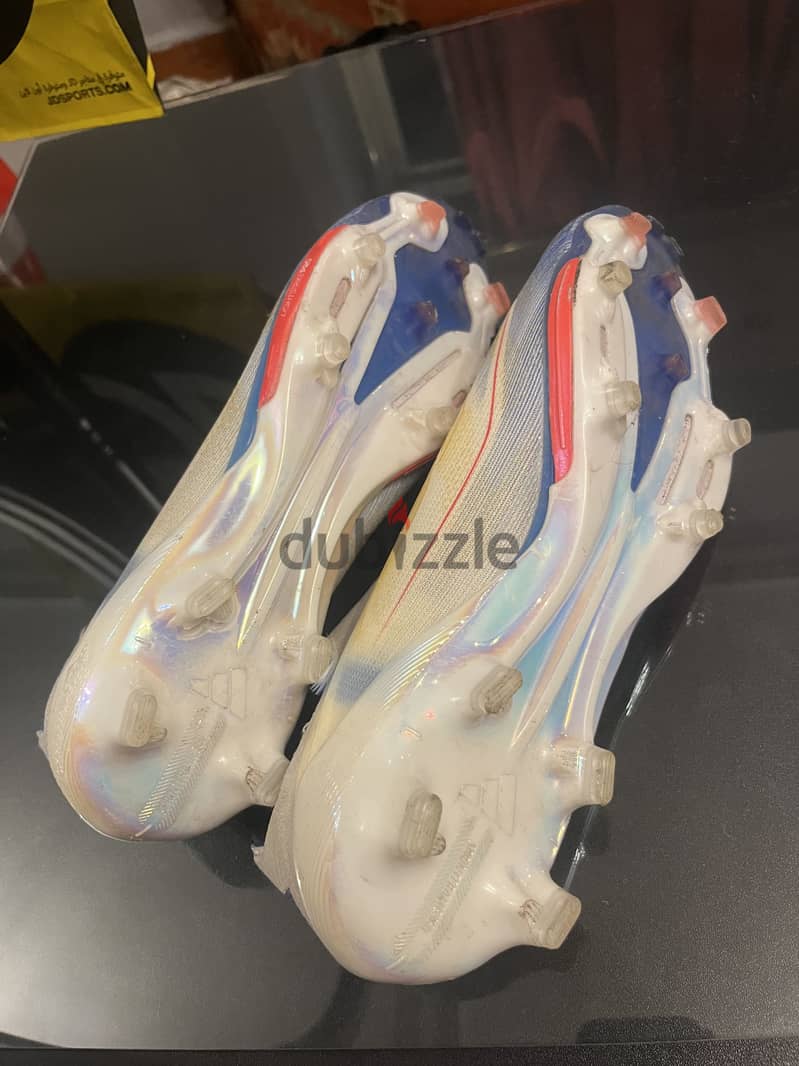 f50+adidas 3