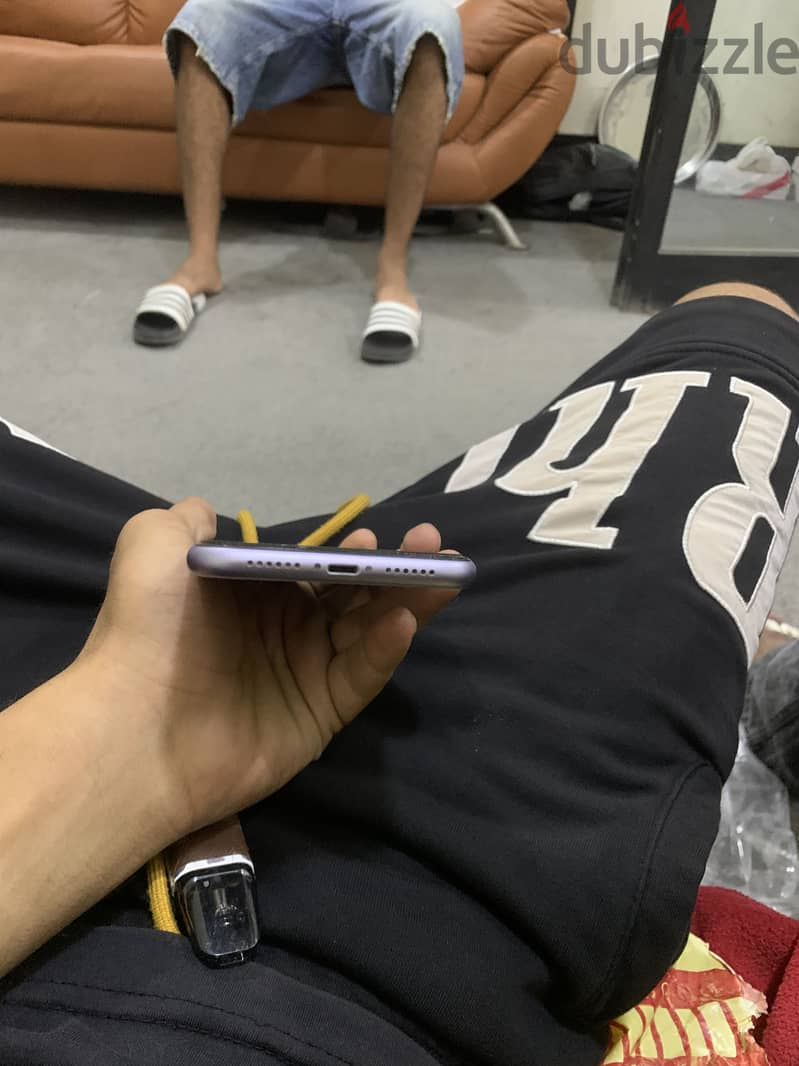 Apple - iPhone 11 2