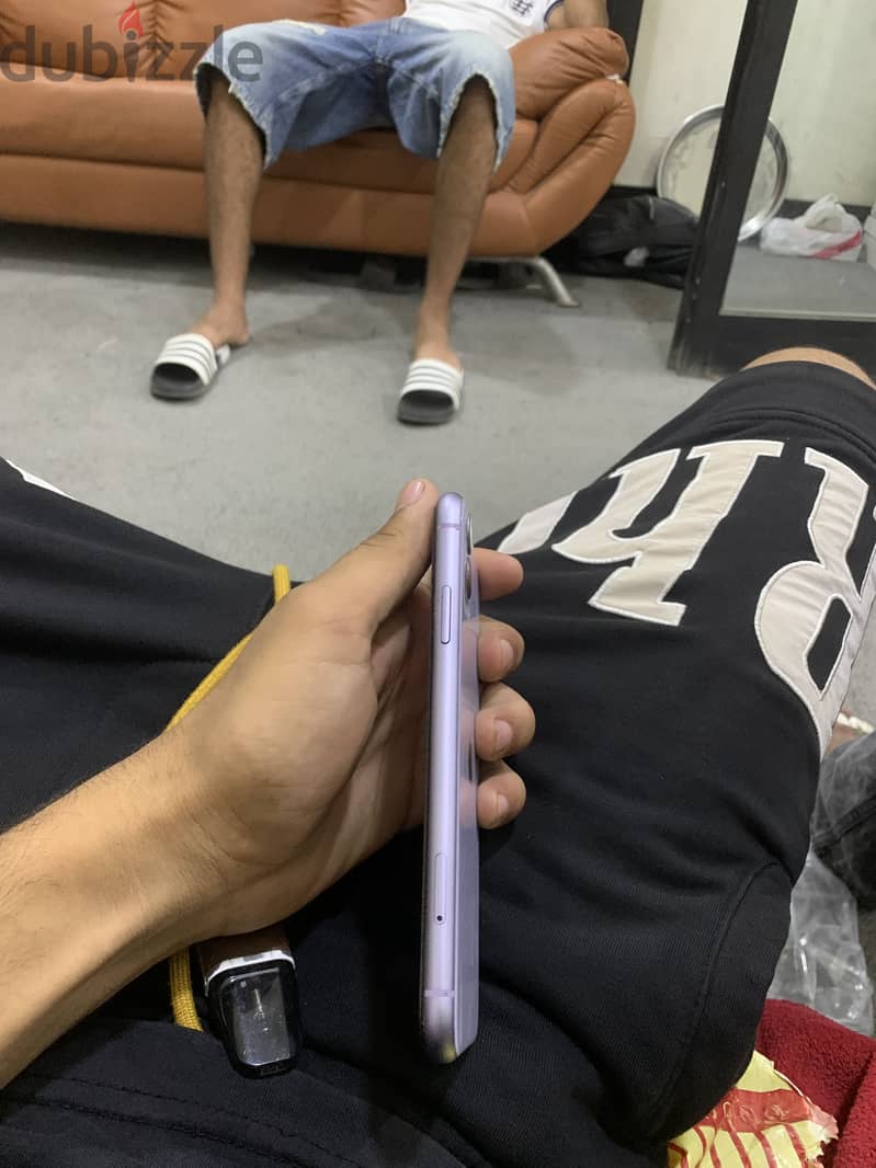 Apple - iPhone 11 3