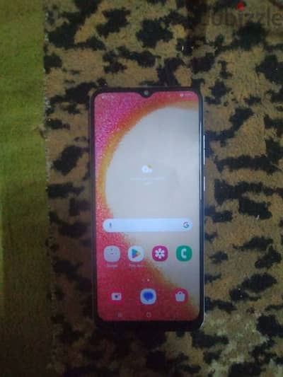 سامسونجgalaxy A04e مساحه 32