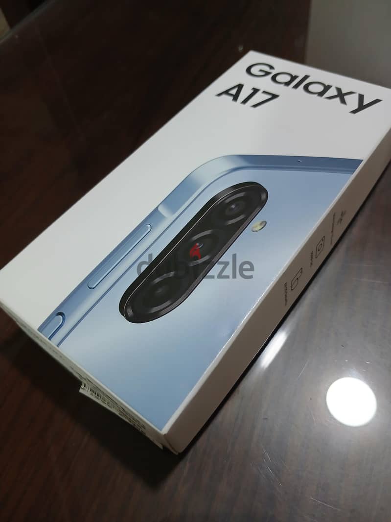 Samsung Galaxy A 17 1