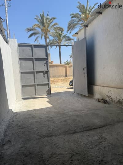For sale, a 850 square meter chemical factory in the industrial area of New Borg El Arab.