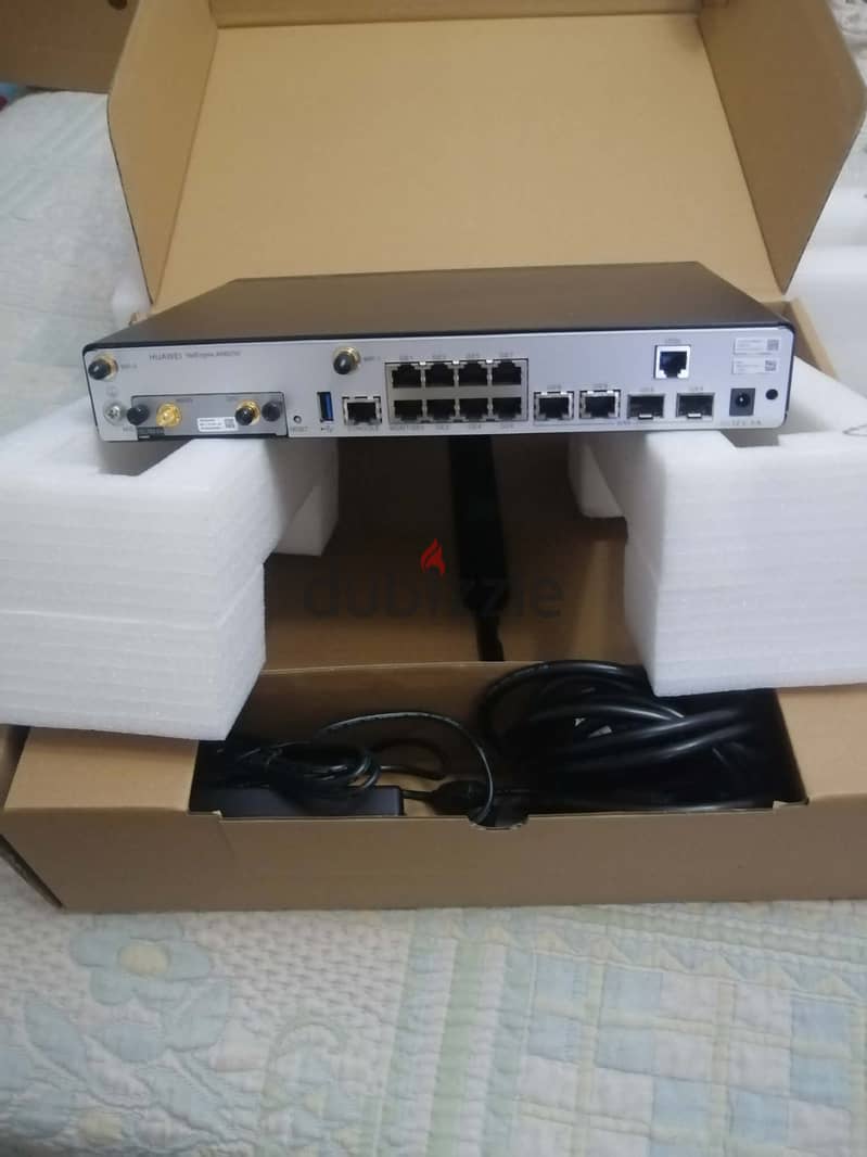  Huawei NetEngine AR651W — جديد ولم يُستخدم 2