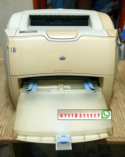 طابعة ليزر أبيض وأسود من طراز HP LaserJet 1200