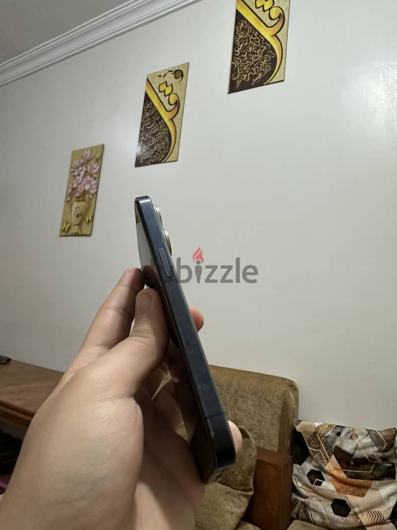 Apple - iPhone 15 Pro 4