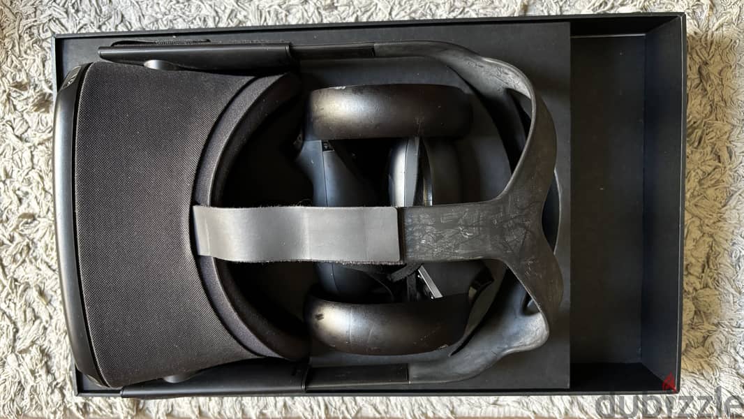 Oculus Quest + Box 4