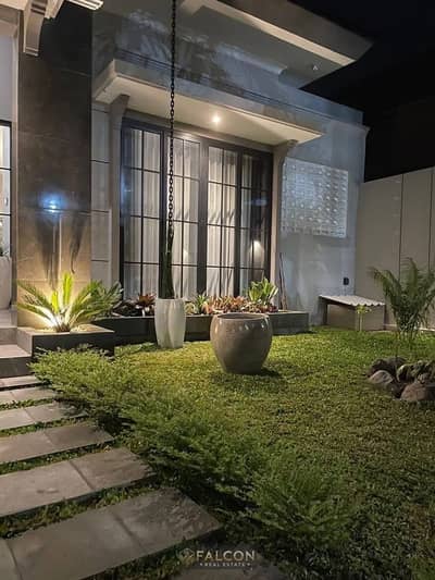 اسـتلم فــوري ivilla 235M - كامله التشطيبات , كـورنر , Pool View + Garden ماونتن فيو التجمع , بجوار الرحاب 1 و Mountain view i city