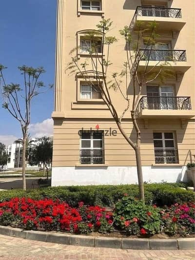 بسعر لقطة لن يتكرر شقة ف Prime Location اميز لوكيشن في هايد بارك hyde park new cairo دقايق من الجامعة الامريكية