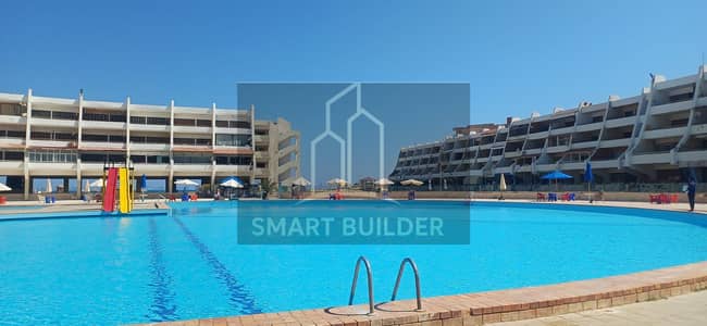 شالية ارضي للايجار السنوي في قرية المهندسين الكيلو 26 الساحل الشمالي اسكندرية تشطيب الترا سوبر لوكس بالفرش والاجهزة موقع متميز جدا لاسرة مصرية