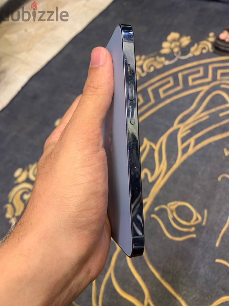 آبل - آيفون 13 برو 1