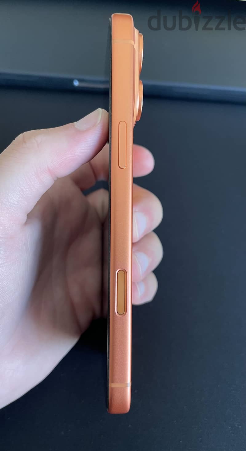Apple - iPhone 17 Pro Max 1