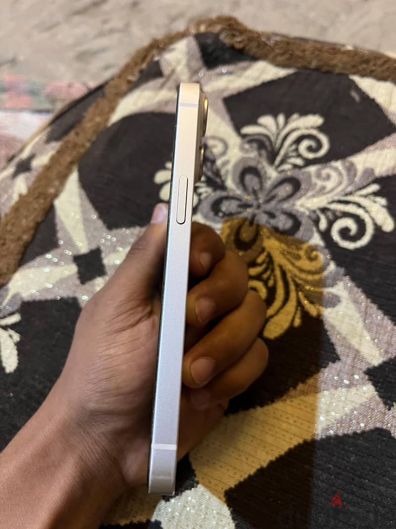 Apple - iPhone 14 1