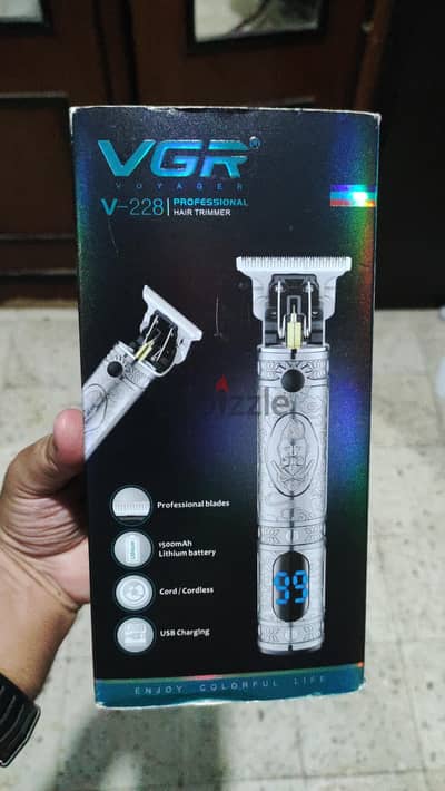 ماكينة حلاقة  VGR فضي