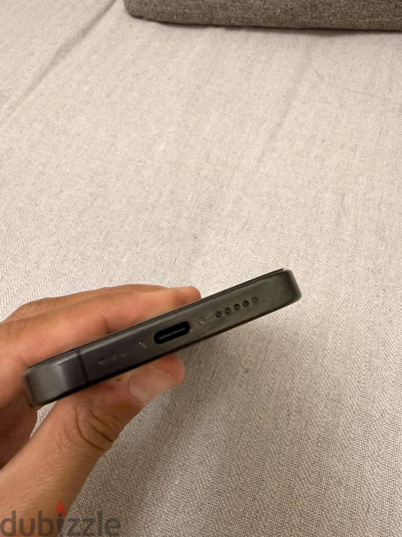 Apple - iPhone 15 Pro 2