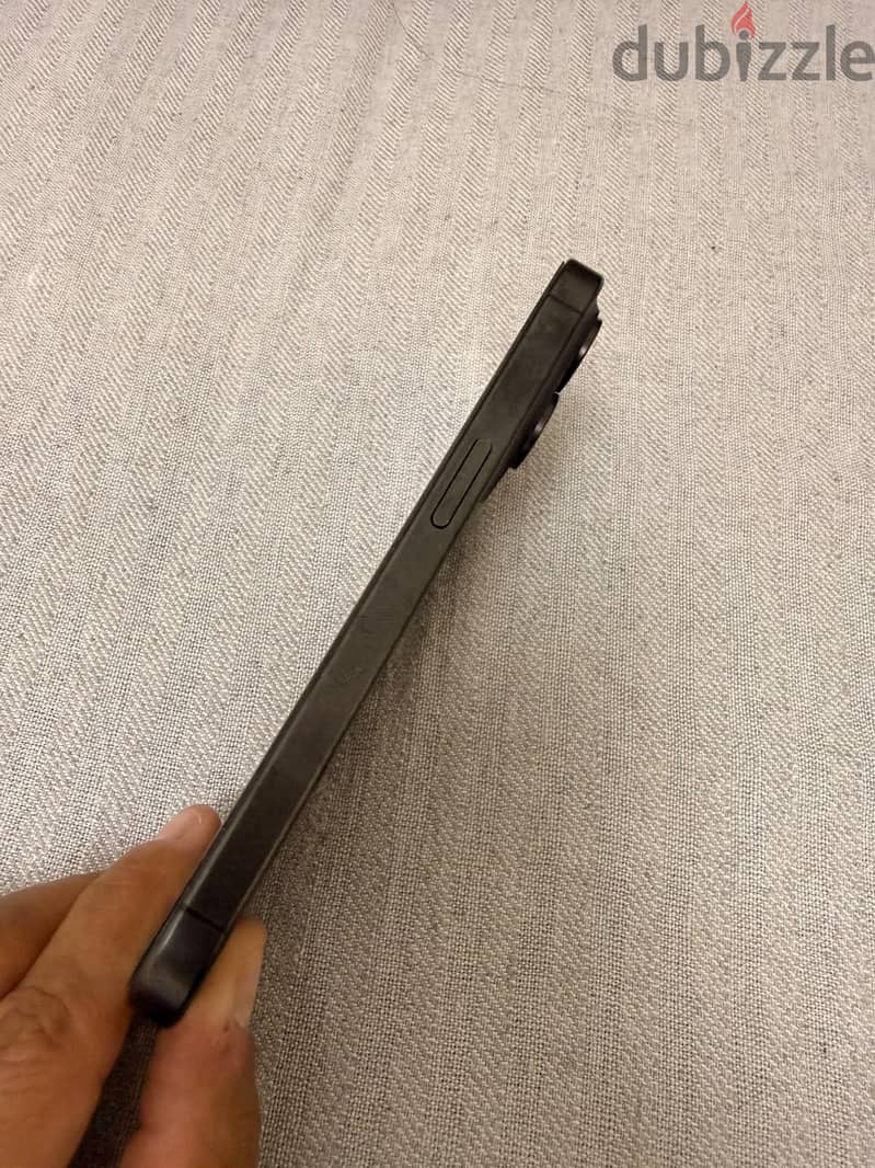 Apple - iPhone 15 Pro 8