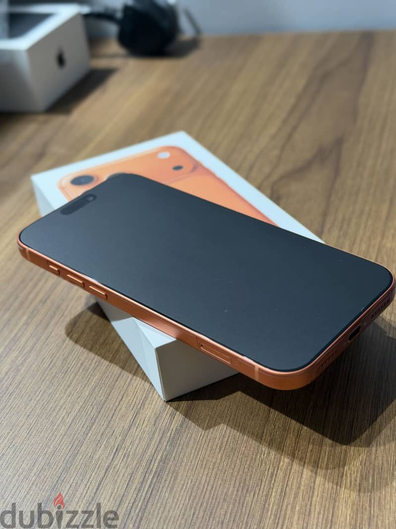 Apple - iPhone 17 Pro Max Cosmic Orange - 256 GB 4