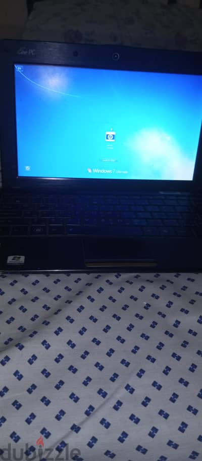 مينى لاب asus بحاله جيده جدا شغال  بطاريه ساعتين