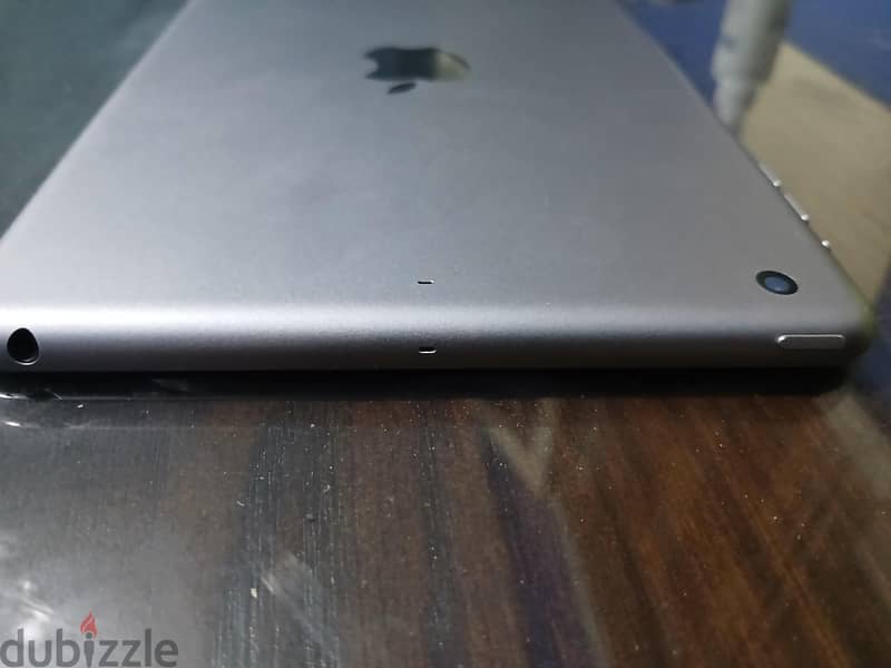 IPad Mini 3 (from kuwait) 5