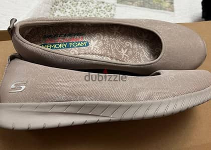 Skechers