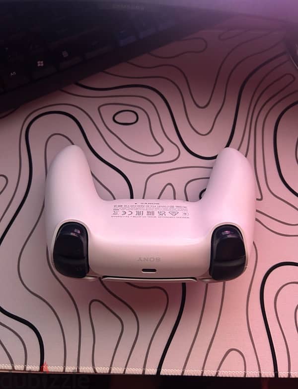 PS5 Controller 2