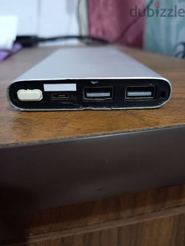 Xiaomi باور بانك حالة كويسة 2