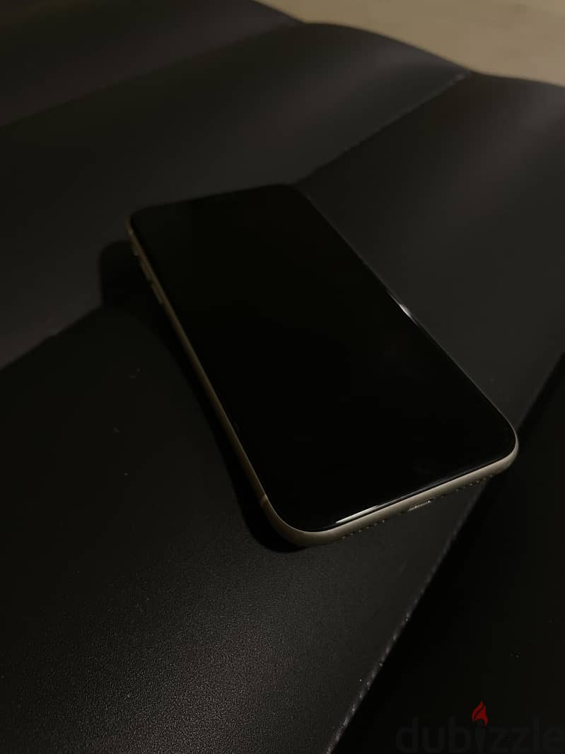 Apple - iPhone 11 1