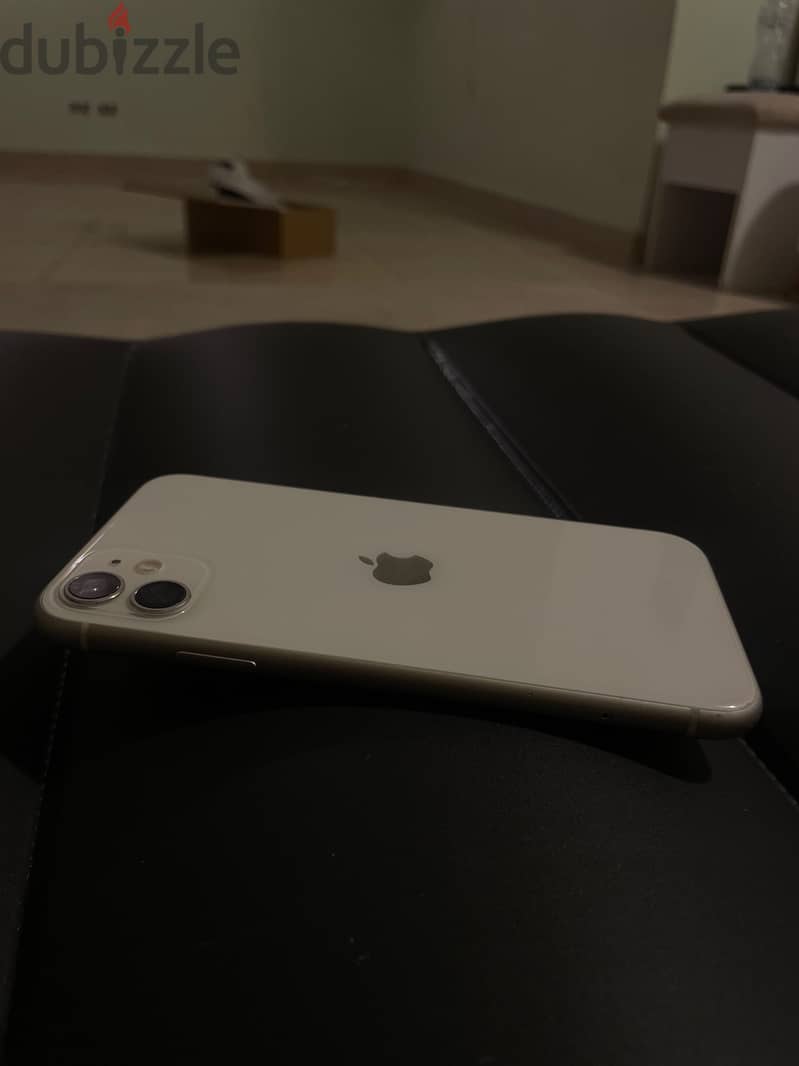 Apple - iPhone 11 3