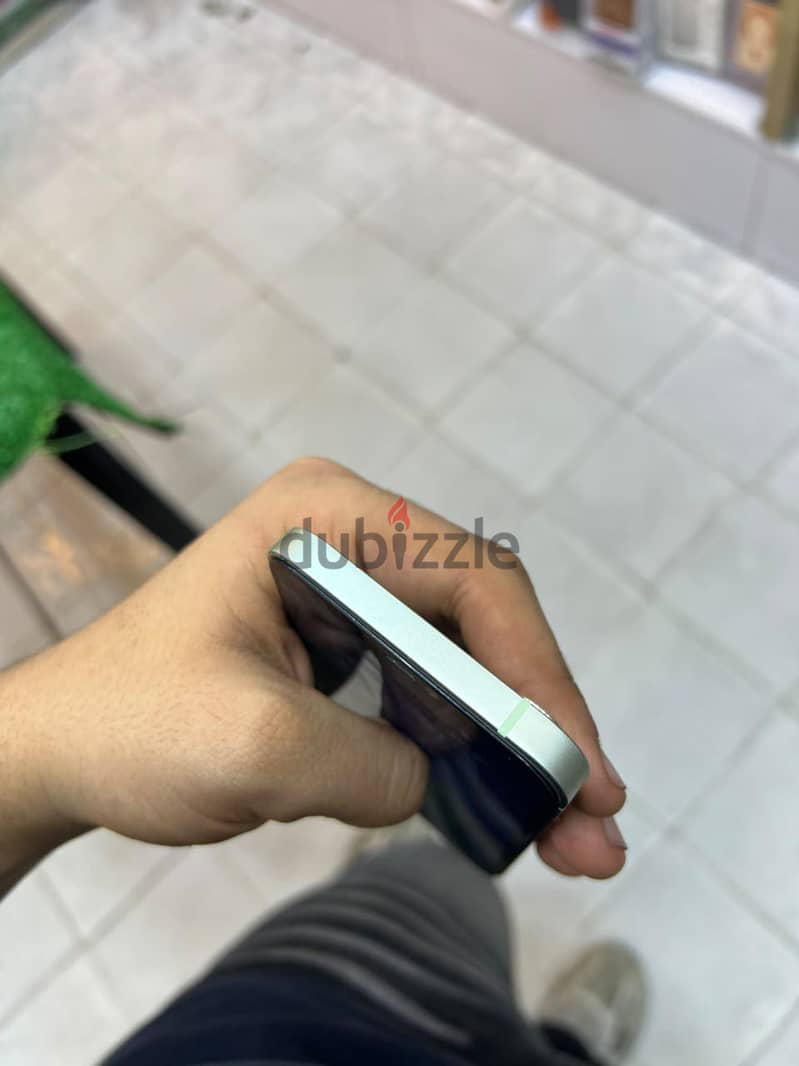 Apple - iPhone 12 2