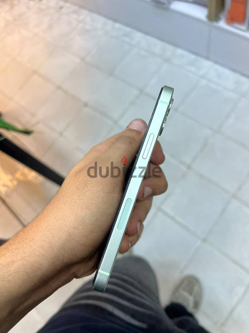 Apple - iPhone 12 4