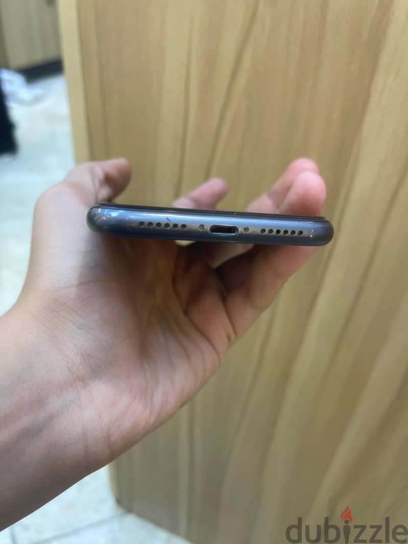 Apple - iPhone 11 3