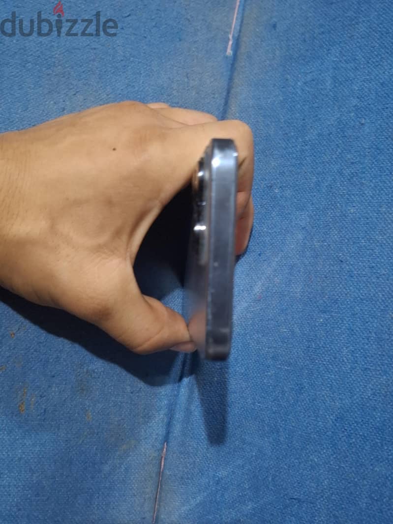 آبل - آيفون 13 برو 3