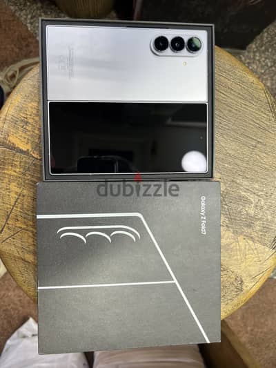 Galaxy Z Fold 7 dual sim 256G Silver جديد