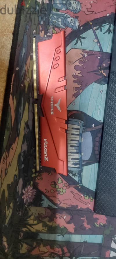 رام TEAMGROUP T-Force DDR4 بحجم 8 جيجابايت