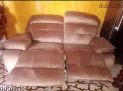 كنبه ليزي بوي من قباني للبيع ٢مقعد كنبه