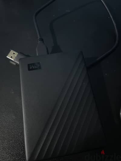 5TB WD portable for sell للبيع هارد ٥ تيرا ممتاز معاه افلام