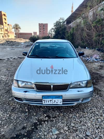 نيسان صني 2000