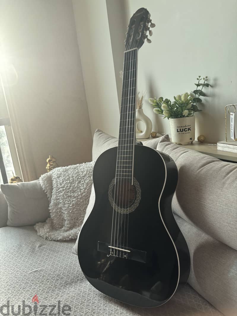 Fitness guitar suitable for beginners and professionals 1