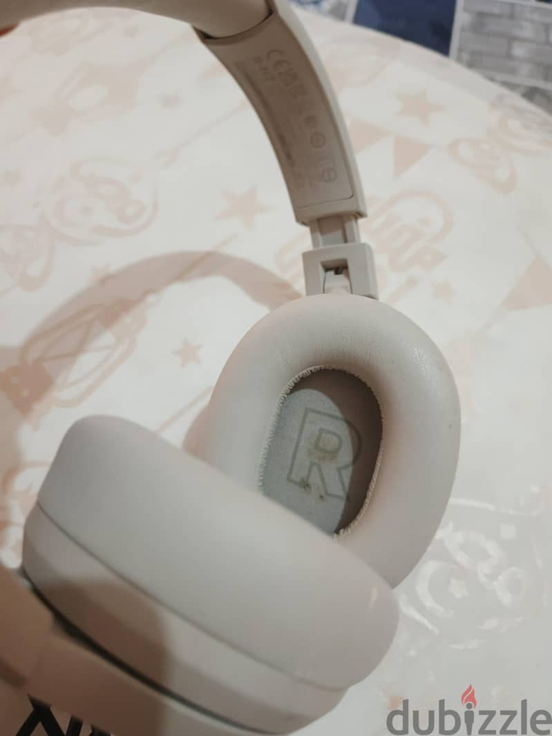 سماعة soundform isolate belkin 3