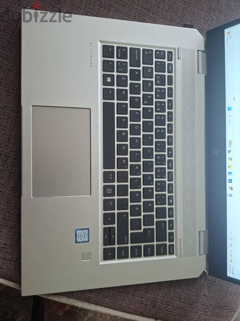 HP EliteBook 1050 G1 Core i7 8th Gen 32/1TB 1