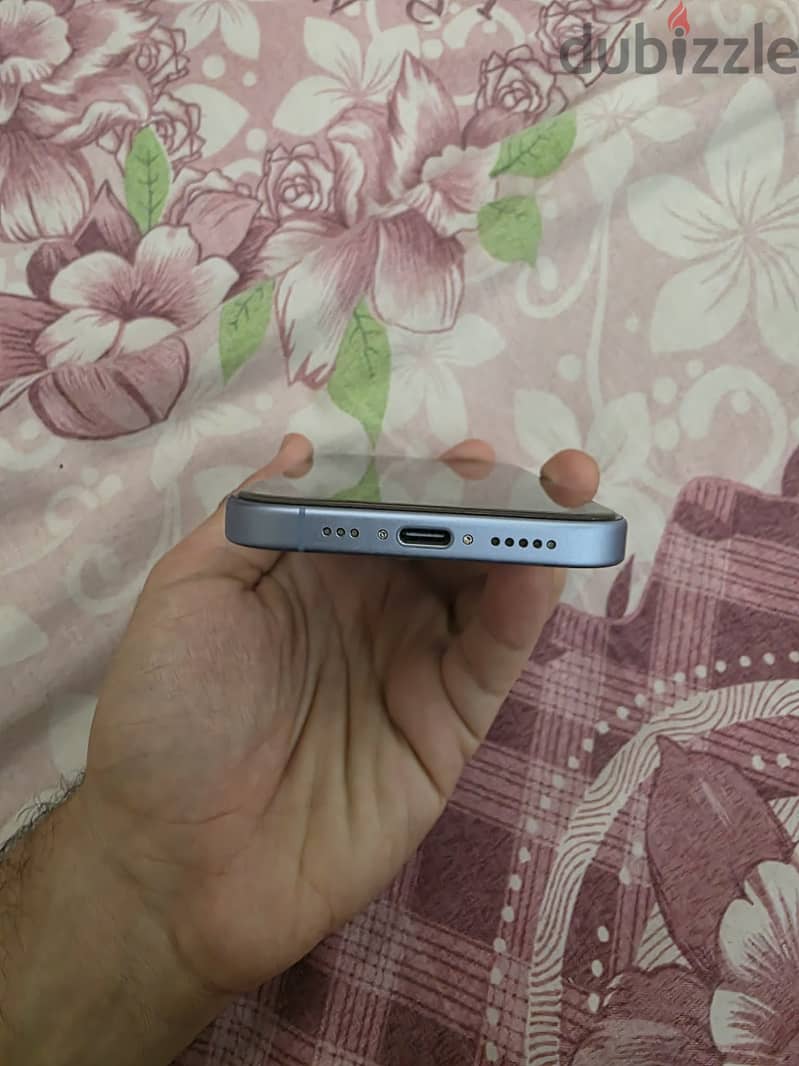 Apple - iPhone 17 5
