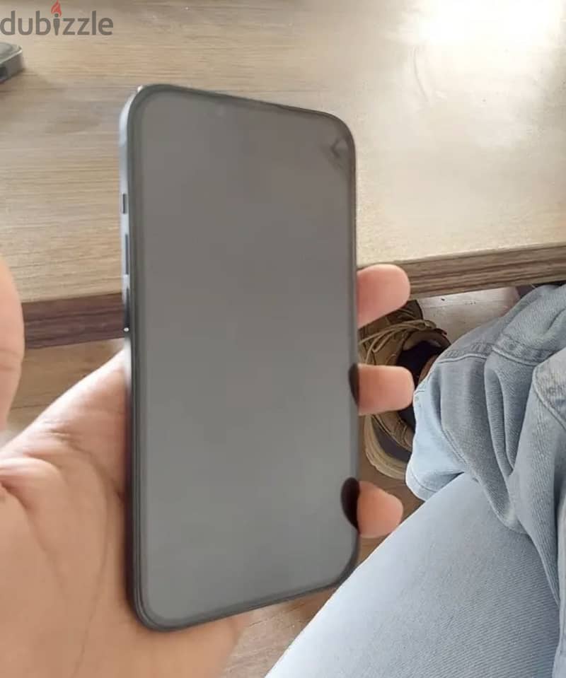 Apple - iPhone 14 2